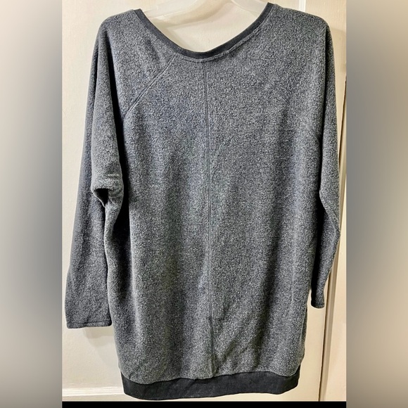 MOSSIMO SWEATER NWOT - Picture 5 of 8